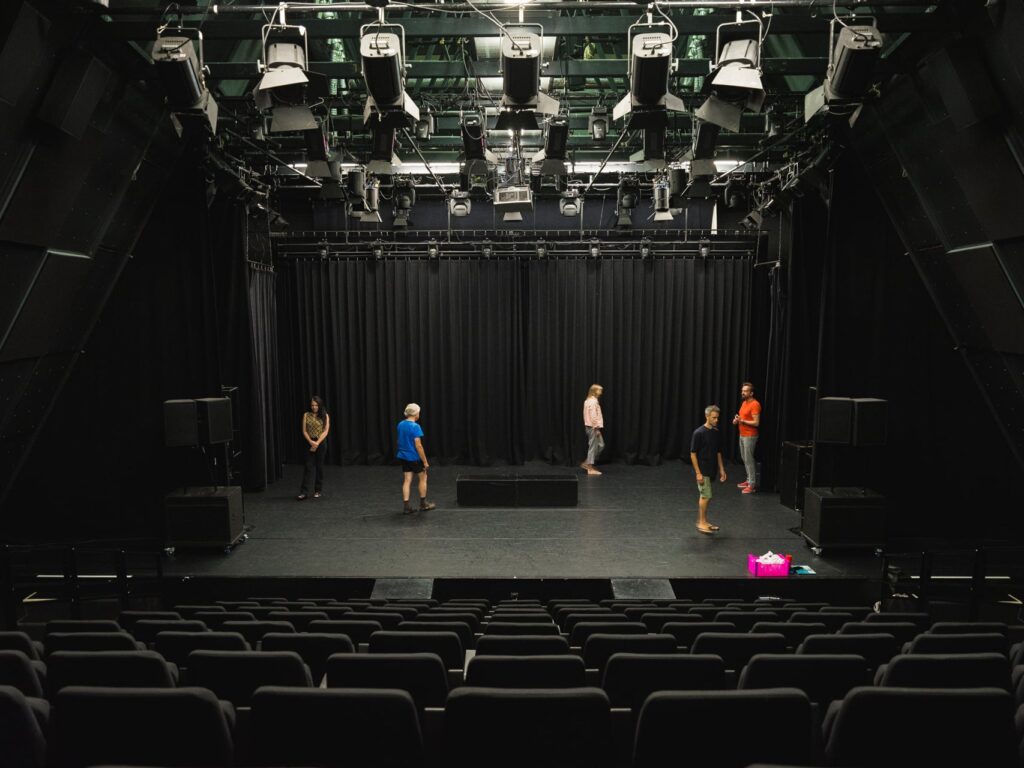 Musical Annie – Hoftheaterschool | 18 april 2027 in Zuid-Holland