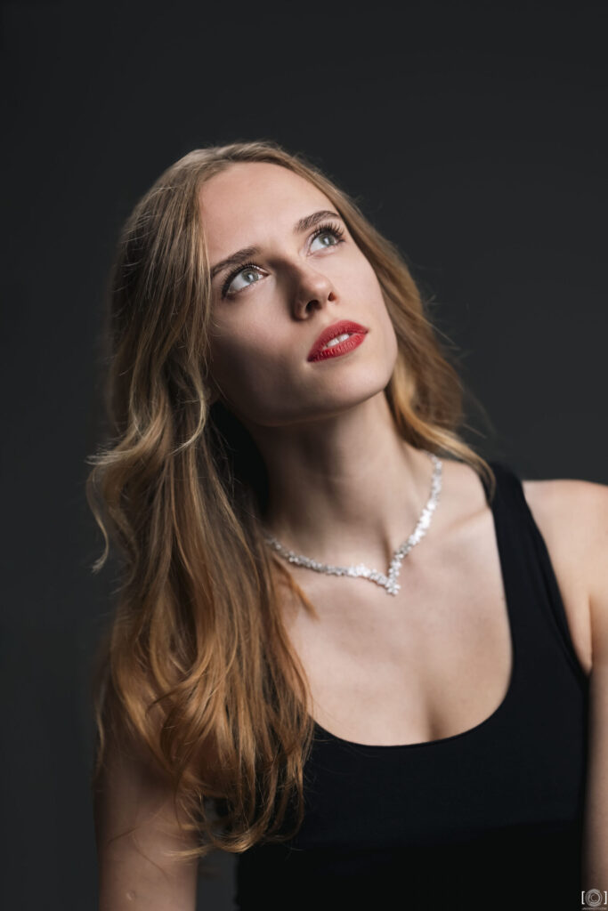 Kerstconcert: A Christmas Song Recital in Zuid-Holland