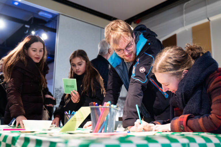 Op weg naar een nieuw thuis — museum-expo in Zuid-Holland