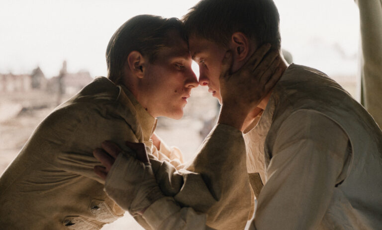 Coward — Film in Zuid-Holland