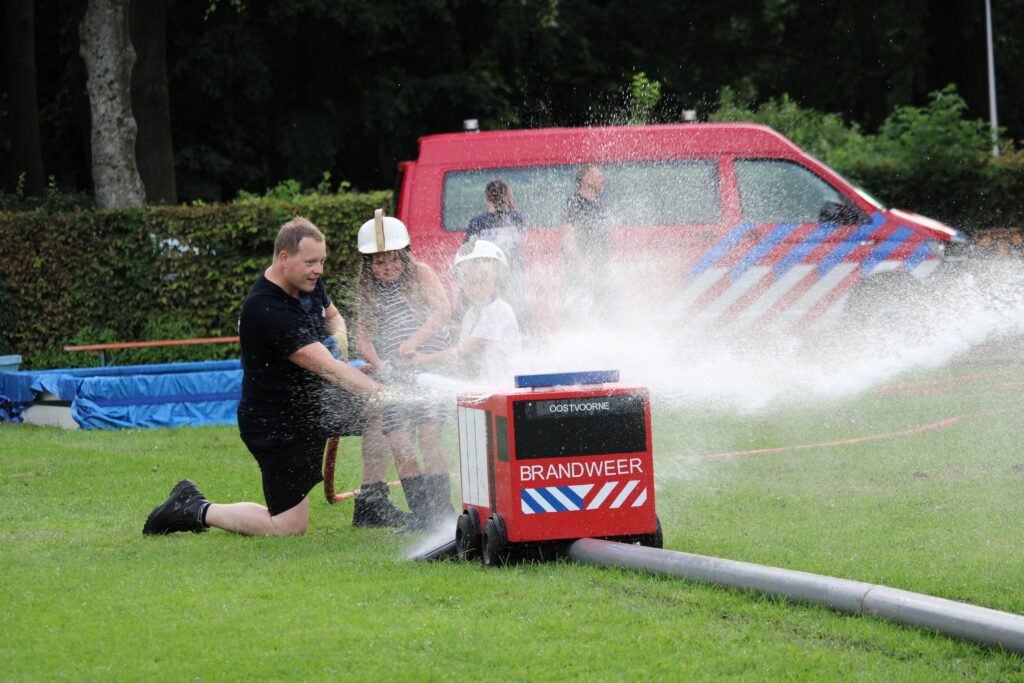 Brandweerwedstrijden in Oostvoorne