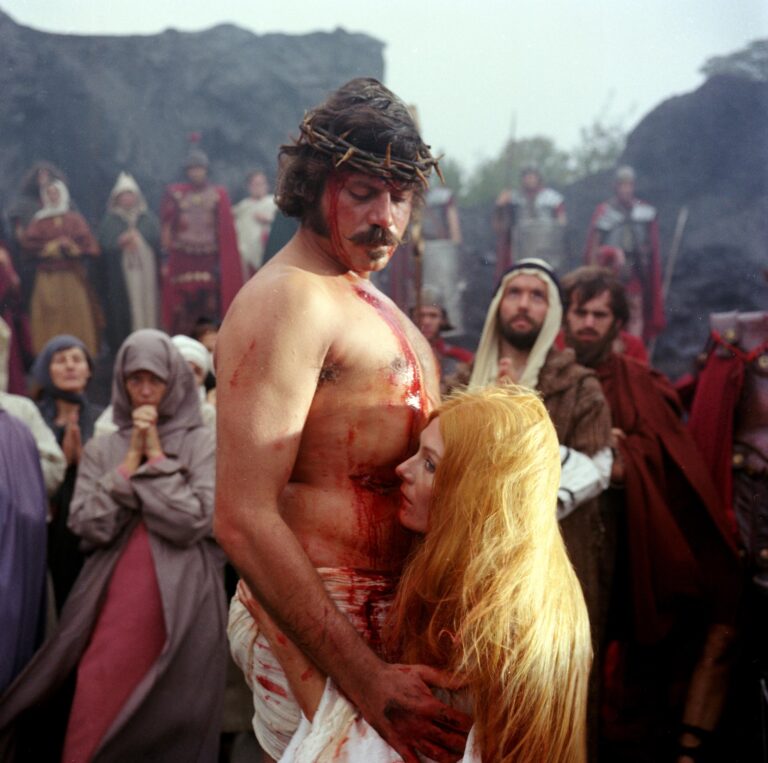 The Devils — Film in Zuid-Holland